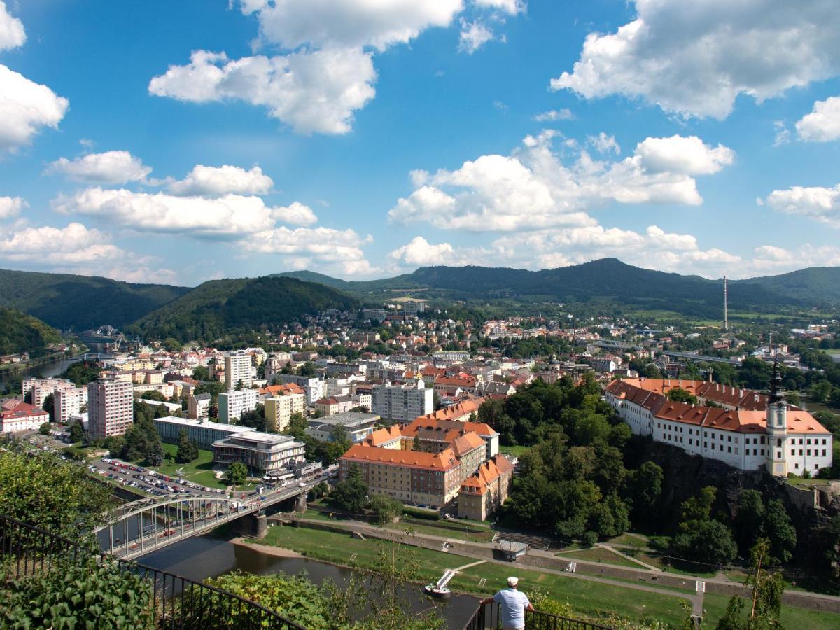 Laurahaus Villa Decin Exterior photo